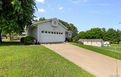 1802 Old Cape Road, Jackson, MO 63755