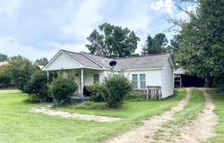 1016 Didlake Road, Crystal Springs, MS 39059