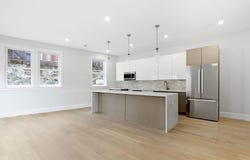 21 Glen Rd, Boston, MA 02130