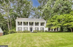 8806 FOX HILLS TRAIL, POTOMAC, MD 20854