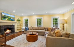 30 Myrtle Ave, Summit City, NJ 07901-3480