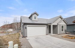 1 EAGLE CLAW Circle, Glenwood Springs, CO 81601