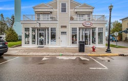 478 S Hancock St, Pentwater, MI 49449