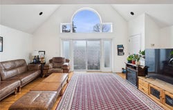 25016 41st Road, Little Neck, NY 11363