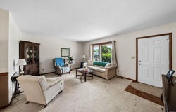 12199 Fields Farm Court, Granger, IN 46530-9126