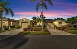 2423 KENSINGTON GREENS DRIVE, SUN CITY CENTER, FL 33573