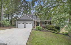 110 Windsor Chase, Lawrenceville, GA 30043