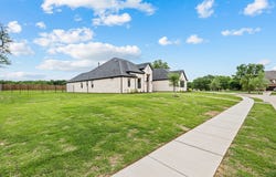 116 Oak Grove Lane, Boyd, TX 76023