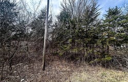 49 Greentree Ridge, Mound City, KS 66056