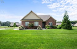 902 Pine Valley Drive, Bowling Green, OH 43402