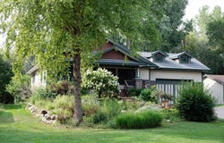 930 County Road C E, Maplewood, MN 55109