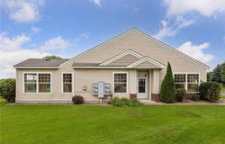 5924 Prairie Ridge Drive, Shoreview, MN 55126