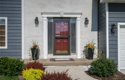 3605 80th Street, Urbandale, IA 50322