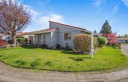1616 N JOHNSON DR, Newberg, OR 97132