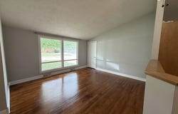 1006 Rainbow Dr, Salina, KS 67401