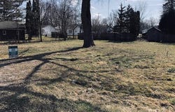 1111 W Mclean Ave Avenue, Flint, MI 48507