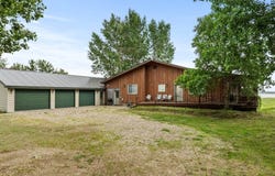 11266 Keys Cove Loop, Ray, ND 58849