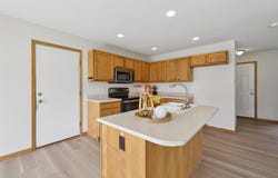 885 SE Harper Drive, Waukee, IA 50263