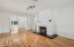 1614 PALMCROFT Way SE, Phoenix, AZ 85007