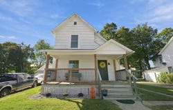 206 S Superior Street, Angola, IN 46703