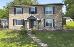 80 E College Avenue, Martinsville, IN 46151