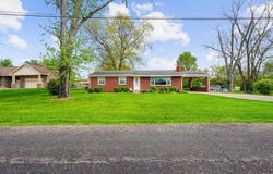 56 Hadley Woodland Street, Mooresville, IN 46158