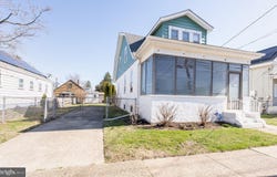10 EMELINE AVENUE, HAMILTON, NJ 08610
