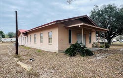 335 SE 4th Street, Premont, TX 78375