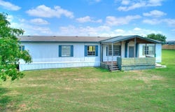 8740 N Hope Lane, Yukon, OK 73099