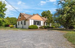 1262 Us Highway 22, Lebanon Boro, NJ 08833-2210