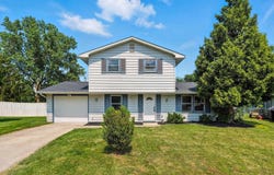 8427 Harwick Court, Fort Wayne, IN 46815-8001