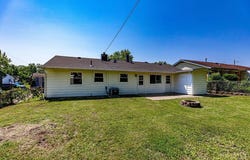 25 Chamberlin Drive, Hamilton, OH 45013