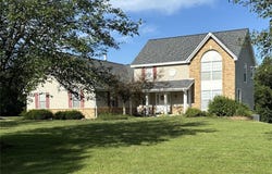 1329 Lakeway Drive, Defiance, MO 63341