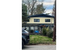 57 Lodge Avenue, Huntington Station, NY 11746