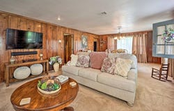 25399  S 663  RD, Grove, OK 74344