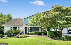 30 W ELM Street, CONESTOGA, PA 17516