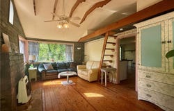 16 Nut  ST, Eureka Springs, AR 72632
