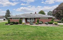 617 Oak Ave SW, Strasburg, OH 44680