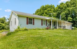 6800 McKibben Road, Delton, MI 49046