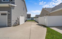 1824 E WARBLER LN, Post Falls, ID 83854