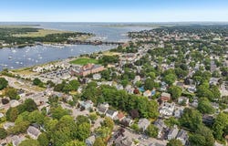 22 Oakland Street, Newburyport, MA 01950