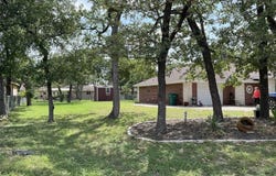 1203 Avenue B, Lacy Lakeview, TX 76705