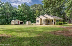 128 Old Us 17n, Windsor, NC 27983