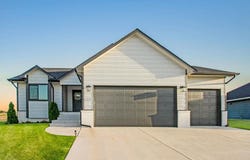 1223 N Main St, Goddard, KS 67052