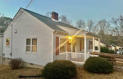 405 E Simmons Avenue, Williamston, NC 27892