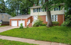 4 Bodnarik Road, Edison, NJ 08837