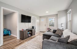 225 N Oakland Avenue, Mishawaka, IN 46544-4010