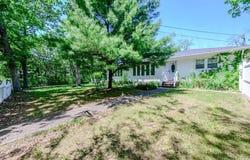 53 Ehrhardt Way, Islandia, NY 11749