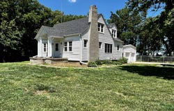 47826 County Road 1B, Elk Point, SD 57025