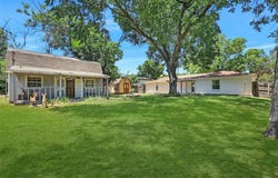 8025 Northbrook Drive, Benbrook, TX 76116